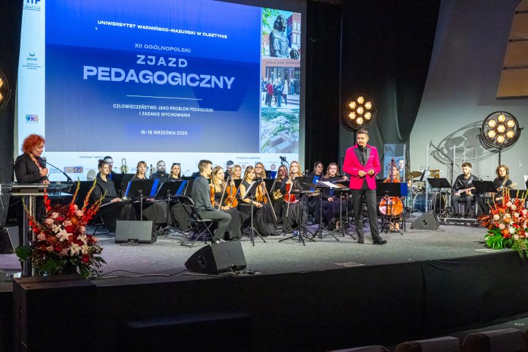 XII Ogólnopolski Zjazd Pedagogiczny pod hasłem: Człowieczeństwo jako problem pedagogiki i zadanie wychowania.